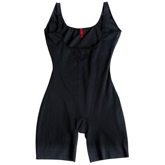 EUC SPANX Open Bust Mid-Thigh Shaper Black Size Large - Picture 1 of 9